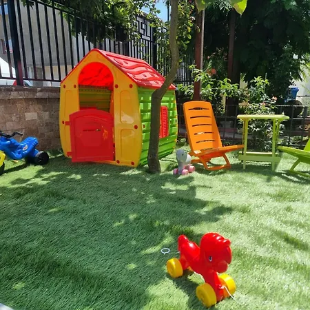 Eforooms - Si Moderne Aproape De Plaja בית הארחה 4*
