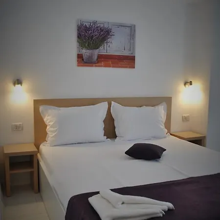 Eforooms - Si Moderne Aproape De Plaja 4*