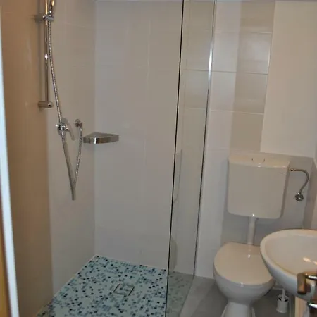 Guest house Eforooms 3*