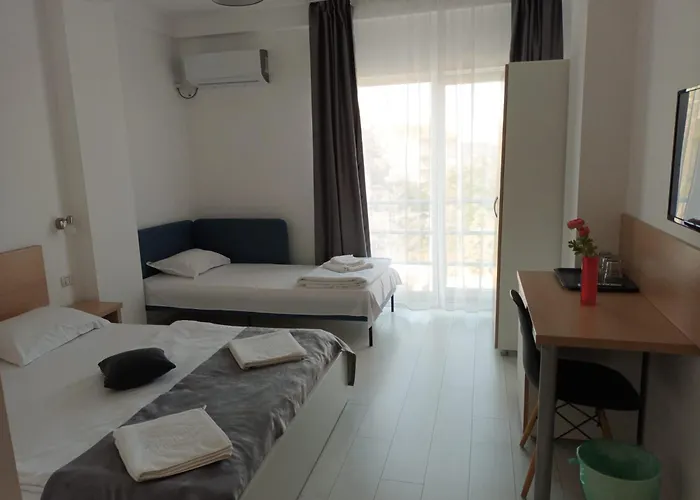 Eforooms - Si Moderne Aproape De Plaja 4*