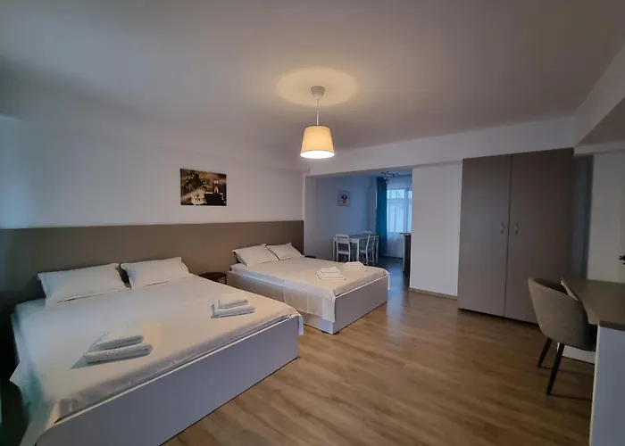 Eforooms - Si Moderne Aproape De Plaja Vendégház 4*