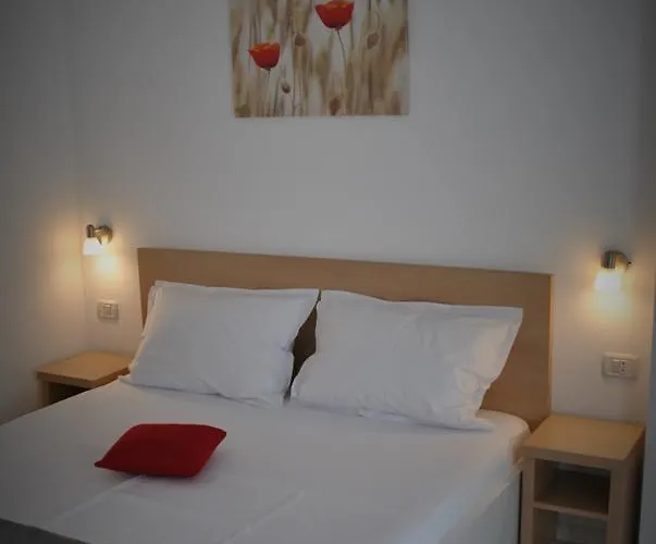 Eforooms - Si Moderne Aproape De Plaja 4*