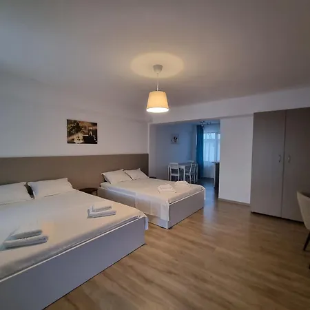 Eforooms - Si Moderne Aproape De Plaja Pensjonat 4*