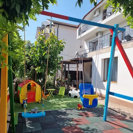 Pensjonat Eforooms - Si Moderne Aproape De Plaja 4*